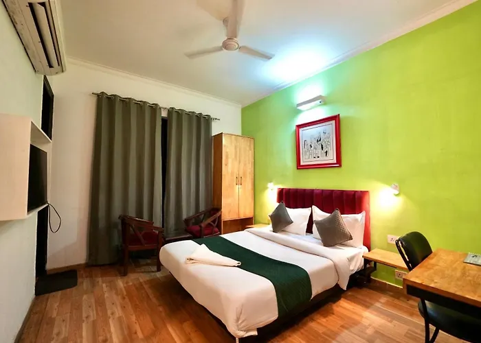 Hotel Rustam Residency Gurgaon