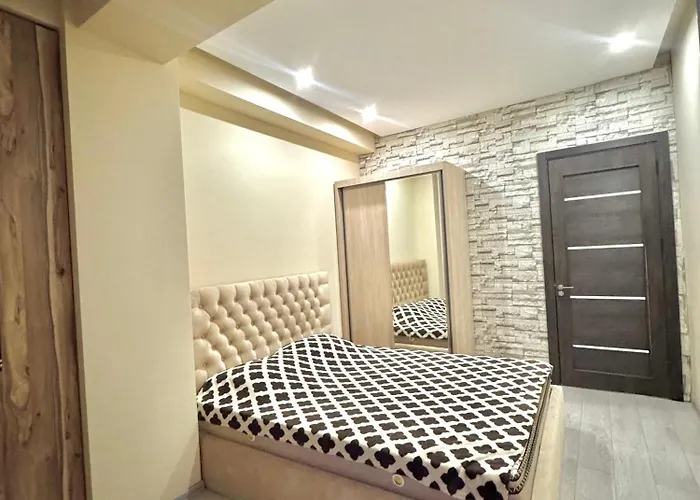 Cozy Apartment Near Metro And Airport Tbilisi