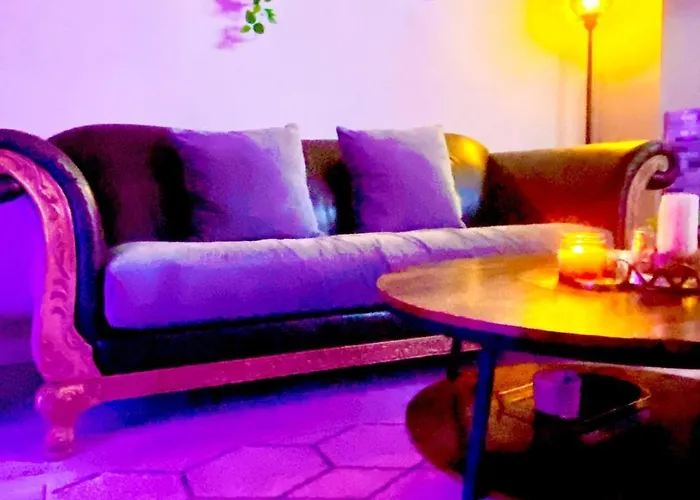 H-Town Vibe 2Bd Loft Next To It All! Houston