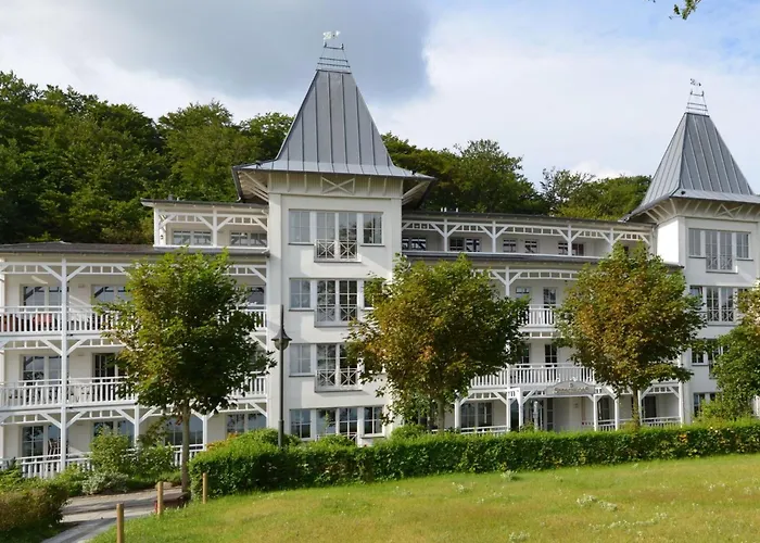 Apartment Appartement Sechs In Ostseebad Binz By Interhome