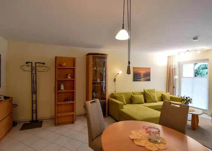 Apartment Seeschloss Binz Apartment 9- 2 Minuten Zum Strand By Interhome