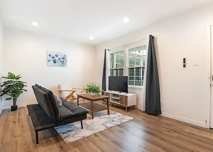 Cozy Studio Suite Near Beverly Hills For Two Los Angeles
