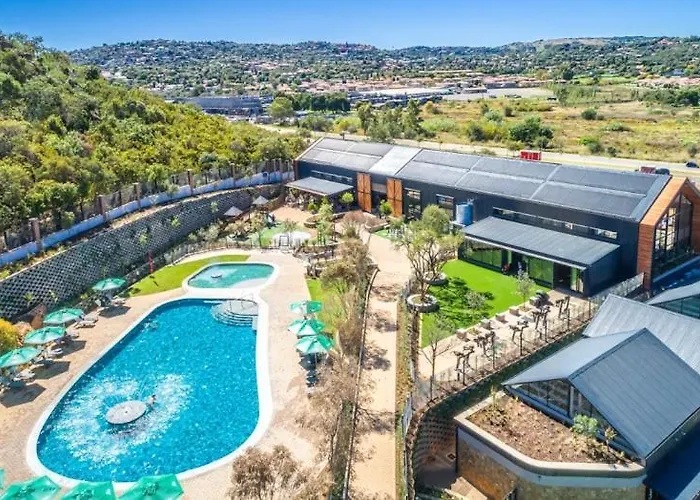 Chic Apartment With Panoramic Views & Braai Johannesburg