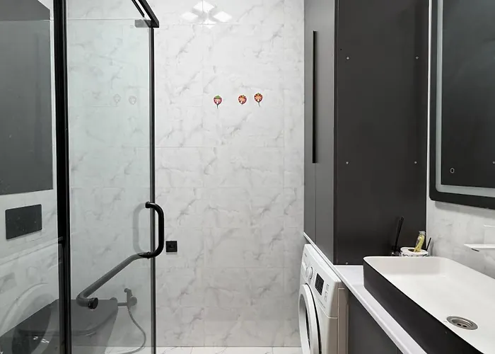 Prestige Center Studio & Great Apartment Almaty