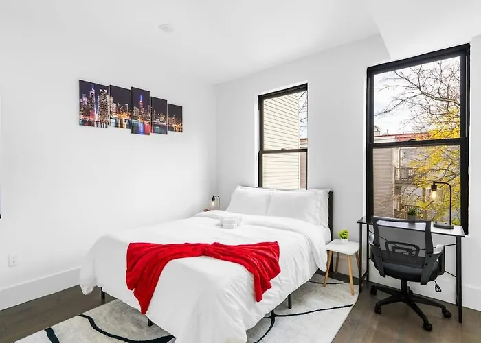 2Br Bright & Modern Urban Base Near Manhattan Jersey City