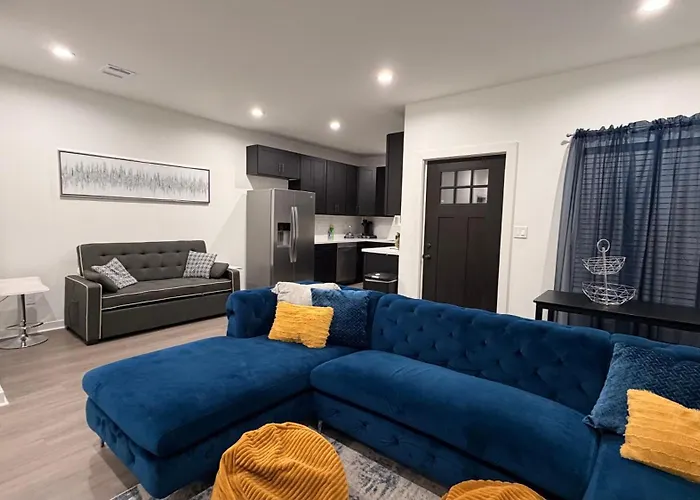 Beautiful 3Br Home Stylish, Cozy & Convenient Houston