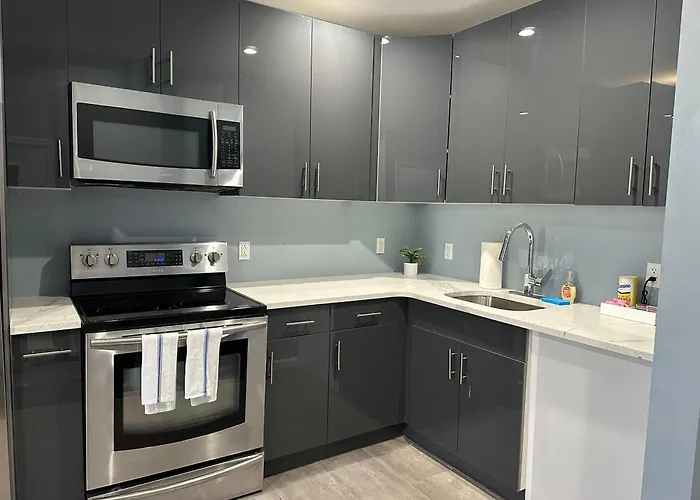 Beautiful Home In Brooklyn Nyc Walking Distance Metro Station New York