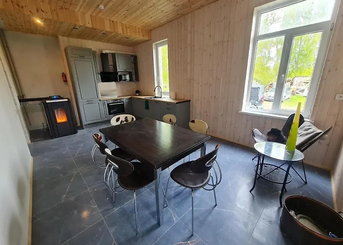 Comfy Apartment Near Castle, Park, Market And River Jelgava