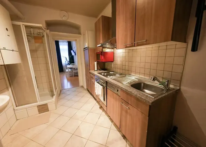 Cosy Apartment Near Center Wien