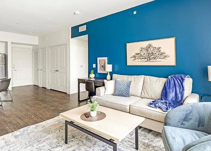 Landing Apartments - Lofts At Sylvan Thirty Dallas