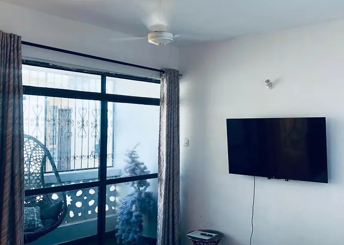 Ferienwohnung Cozy Cove Penthouse Mombasa