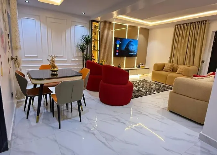 Metro Gem 2 Bedroom Apt - Wuse 2 With Netflix, 247 Power & High Speed Wifi Abuja