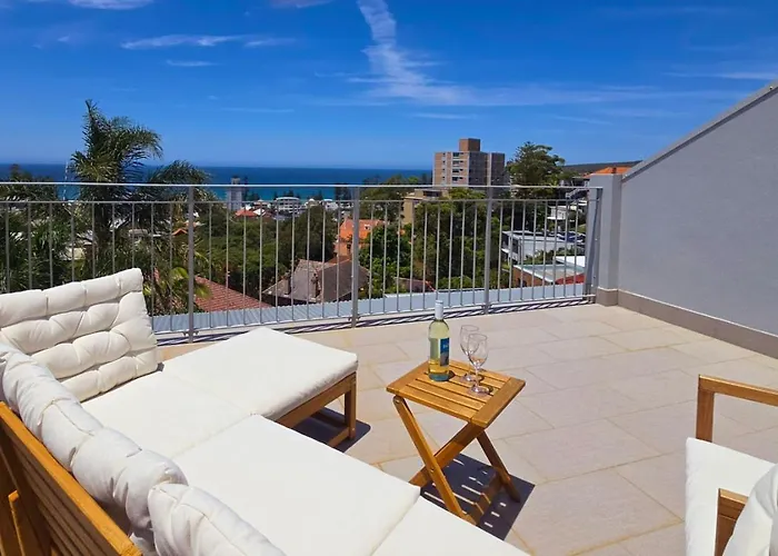 Oceanview Rooftop Retreat Sydney