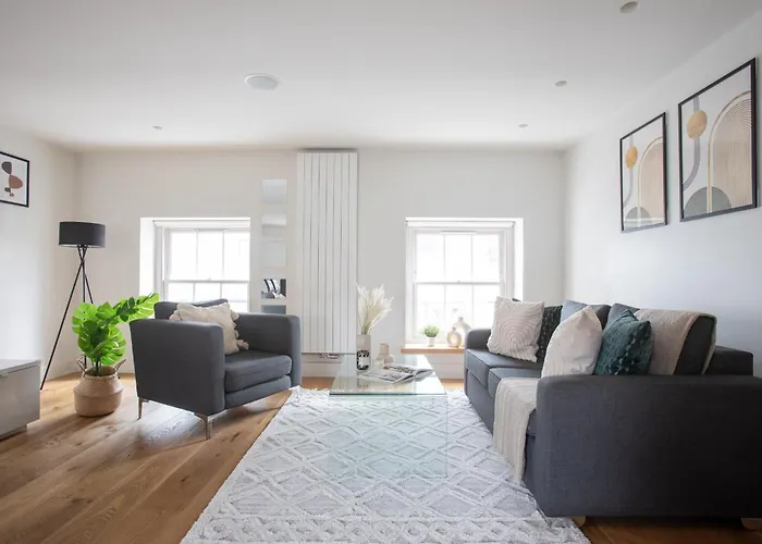 Bnbnova - 2Br In Prime Soho & Fitzrovia London
