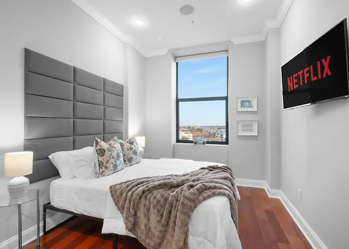 Chic High Rise Apt Lux Loft With Pool,Deck & Gym Philadelphia
