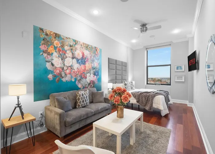 Chic High Rise Apt Lux Loft With Pool,Deck & Gym Philadelphia