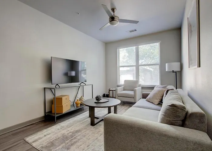 Landing Chic 2Bd Gym Courtyard San Antonio
