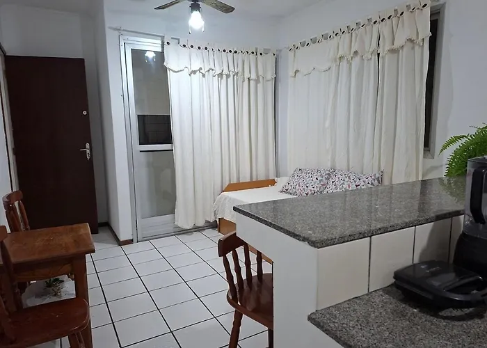 Apartamento Vizinho Do Mar Em Canasvieiras Florianópolis