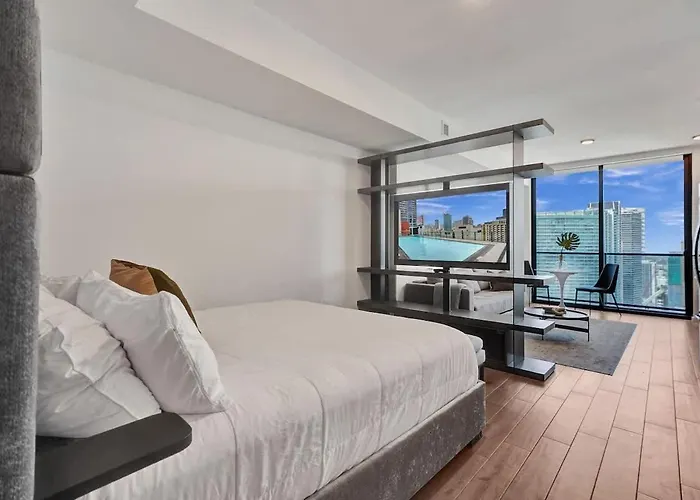 Luxury Studio In Miami Stunning Bay & City Views