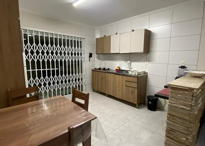 Apartamento Terreo 2 Quartos Sendo 1 Suite Na Praia Dos Ingleses Florianópolis