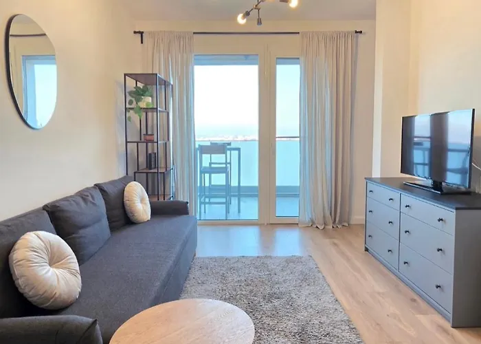 Elegant Afi City Apartment With Panoramic View - Metro Laminorului Bukarest