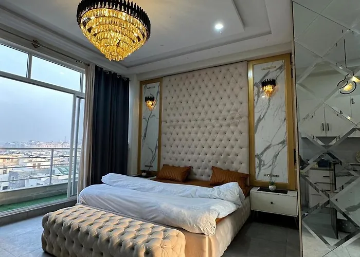 Ferienwohnung Hs Retreat Luxurious Penthouse Self Check In Islamabad