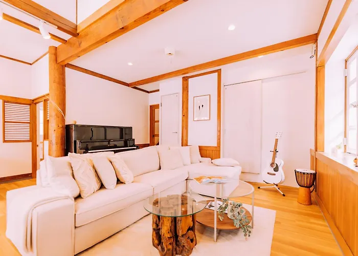One Hakuba Village Whitegrove Hibiki Chalet
