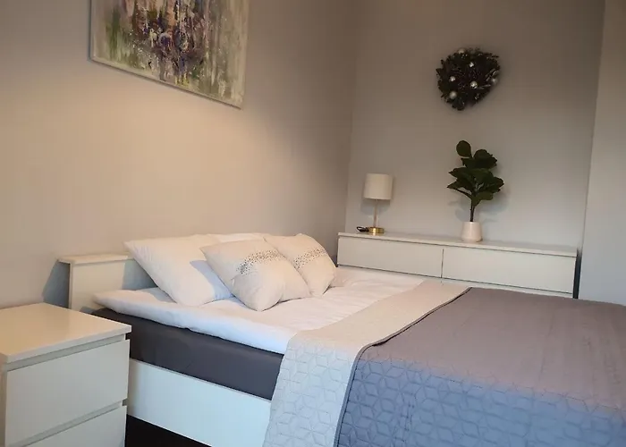 Centrum Cityapart Platinumtowers Parking Free Warschau