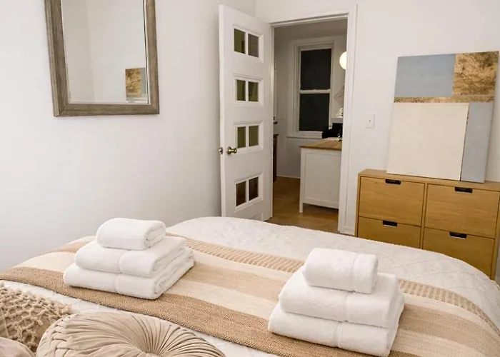 Ferienwohnung Cozy Little Italy Retreat Steps From Soho New York