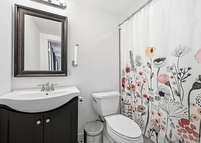 Beautiful 4Th Floor Walk-Up Apartment In Old City Philadelphia
