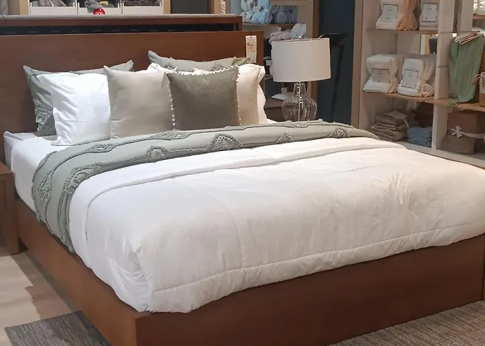 Apartamento De Tres Dormitorios Para Grupos De Amigos O Familias Cuenca