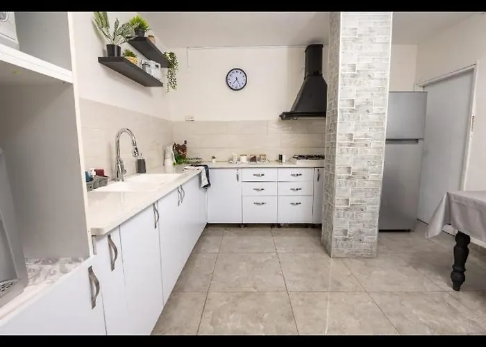 Ferienwohnung מרומים Safed