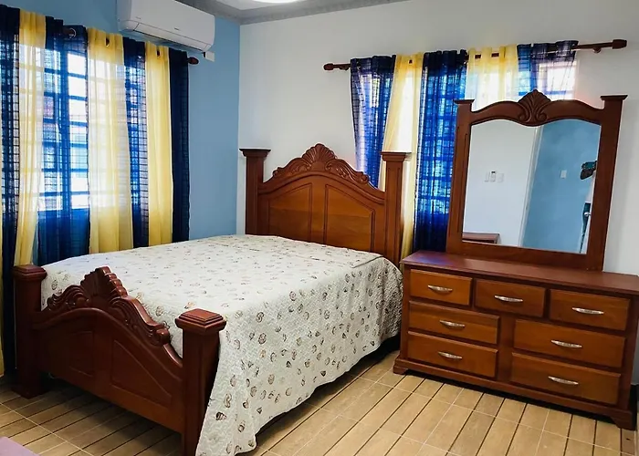 Impecable 2 Bedroom Apartment Steps From The Pier Puerto Plata