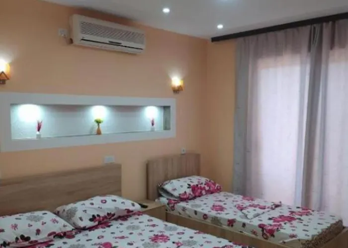 Lira Rooms & Apartments Ulcinj