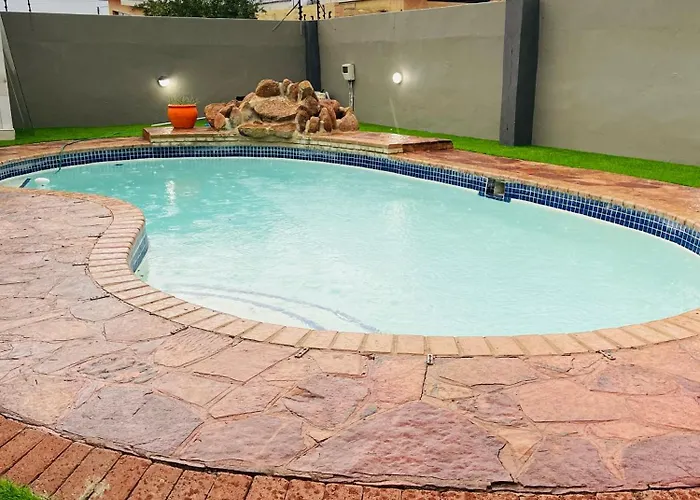 Que Self Catering Apartments - Block7 Gaborone