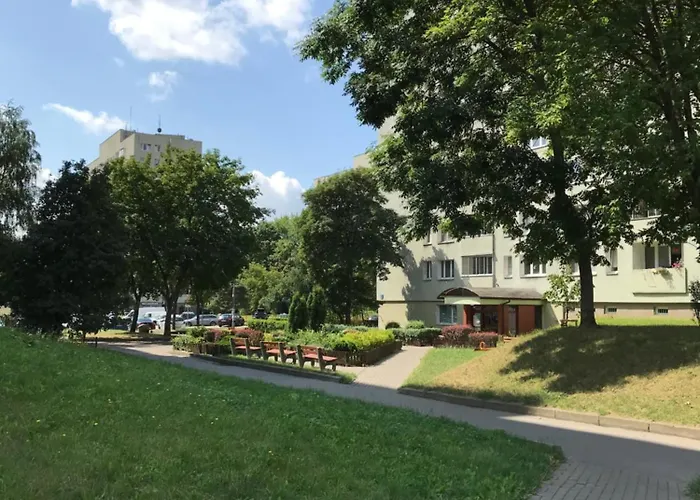 Sloneczny 2 Pokojowy Apartament Z Balkonem Niedaleko Metra Warschau
