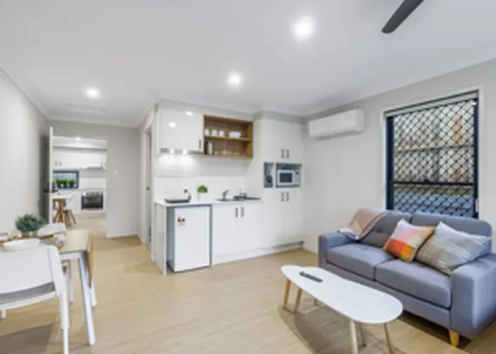 Modern Studio With Garden Views In Shared Home Brisbane