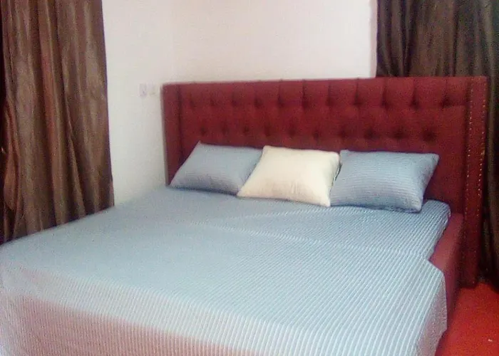 Regal Royal Suites Kokrobite