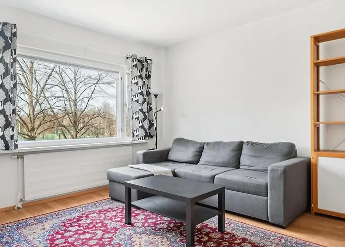 Bright And Spacious Apartment Helsinki