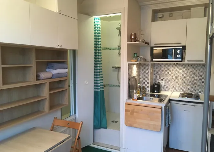 Studio Dore Paris