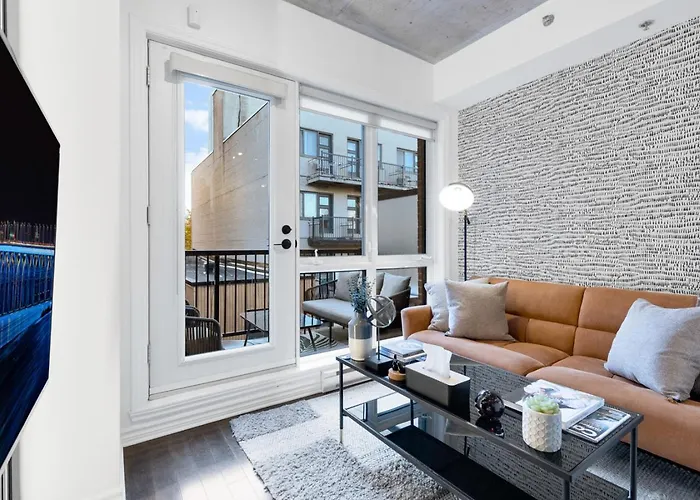 Ferienwohnung Pristine Parc Avenue Pad With Parking Montréal