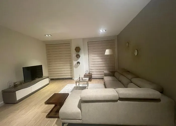 Plsa Two Bedroom At Cantonment Pearl In City Akkra
