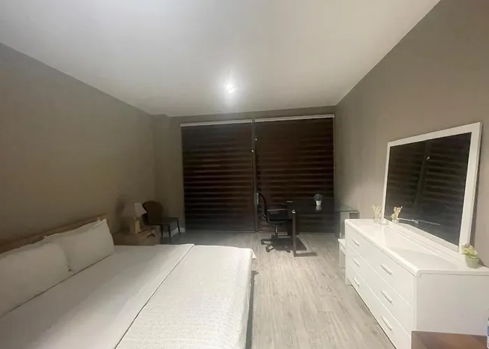 Plsa Two Bedroom At Cantonment Pearl In City Akkra