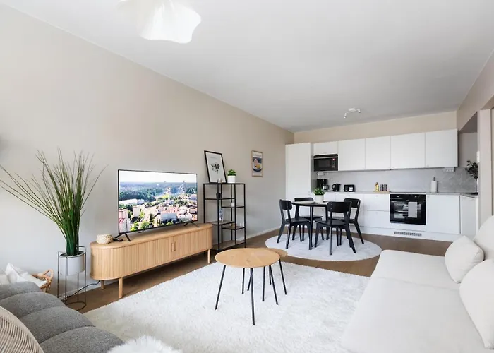 Fully Renovated 2-Bedroom Apartment In City Centrum Lahti