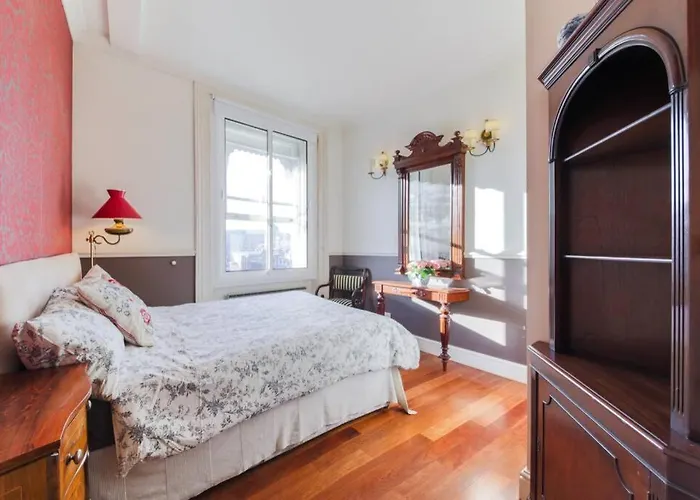 Charming Apartment In Historic Area Of St Paul'S London