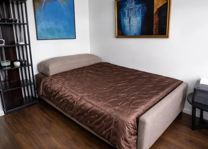Top-Secure Spacious Penthouse - Usa Embassy Reval