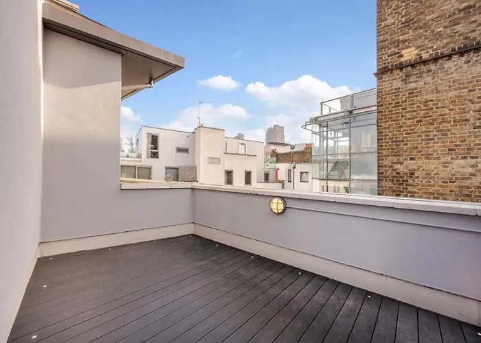 Central London Penthouse With Private Terrace
