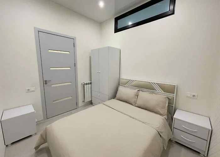 Bright & Comfortable Apartment Near City Center, Tbilisi