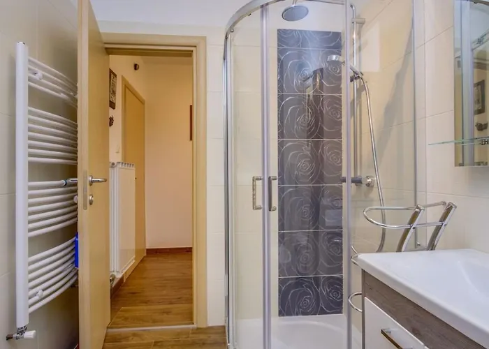 Apartment Villa Magnolia - Apartment Lavanda By Interhome Mali Lošinj