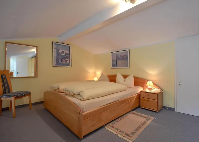 Apartment Seeschloss Binz Apartment 37- 2 Minuten Zum Strand By Interhome